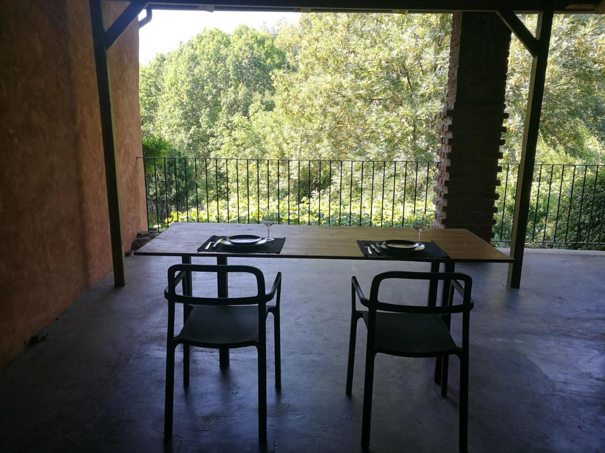 A Romantic Suite In The Countryside Near Torino Pecetto Exterior foto