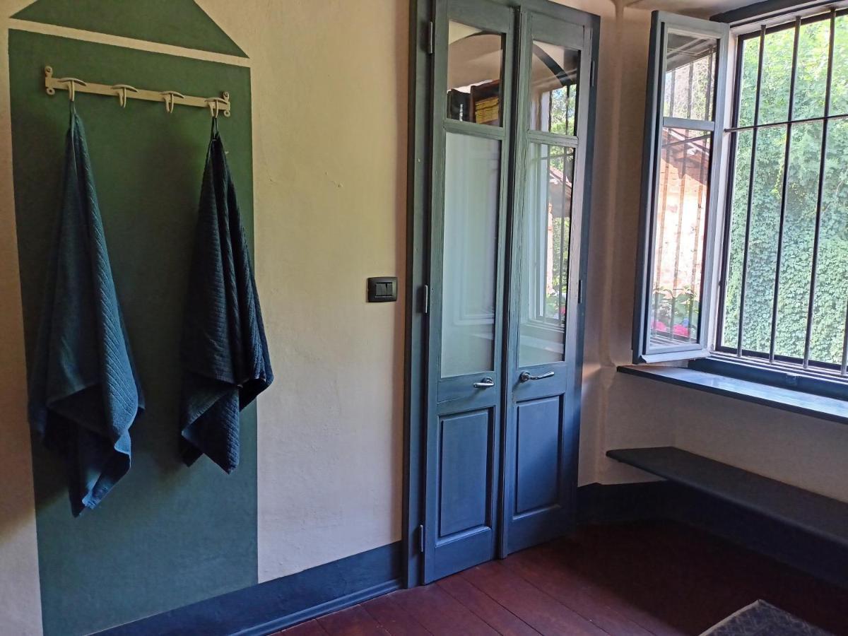 A Romantic Suite In The Countryside Near Torino Pecetto Exterior foto