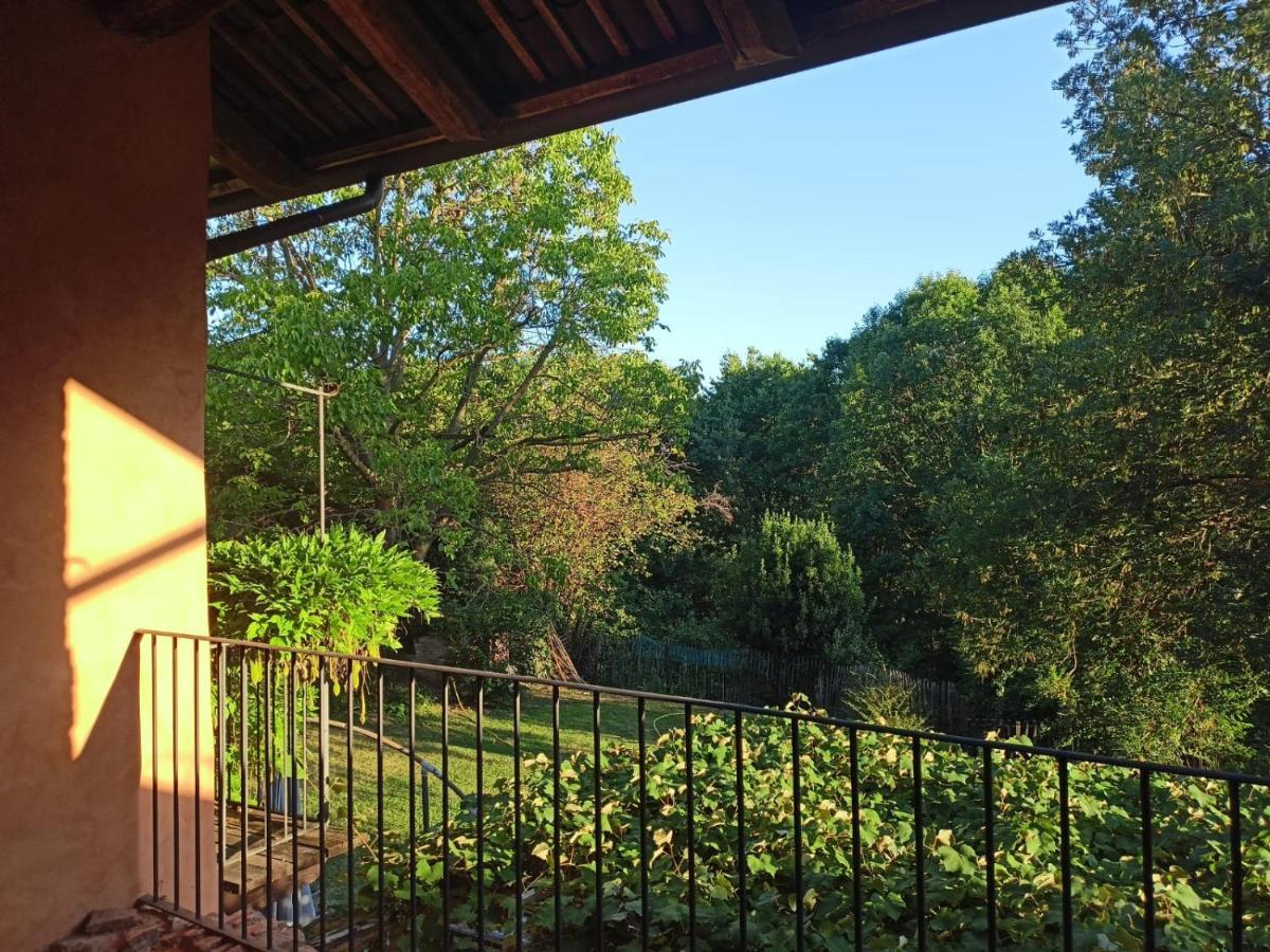 A Romantic Suite In The Countryside Near Torino Pecetto Exterior foto